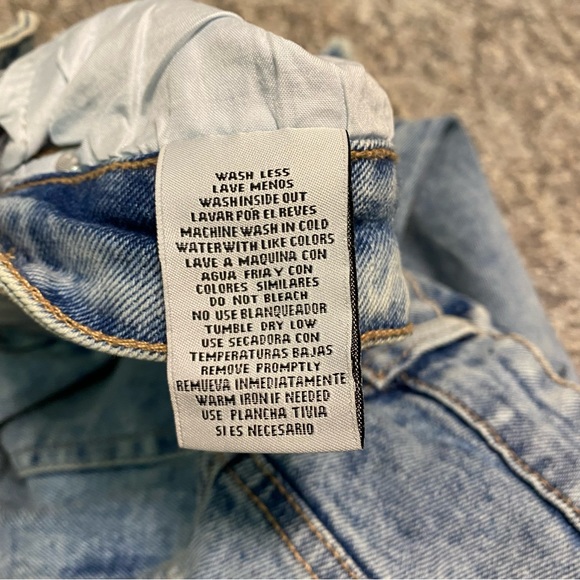 Ripped Jeans - Picture 5 of 7